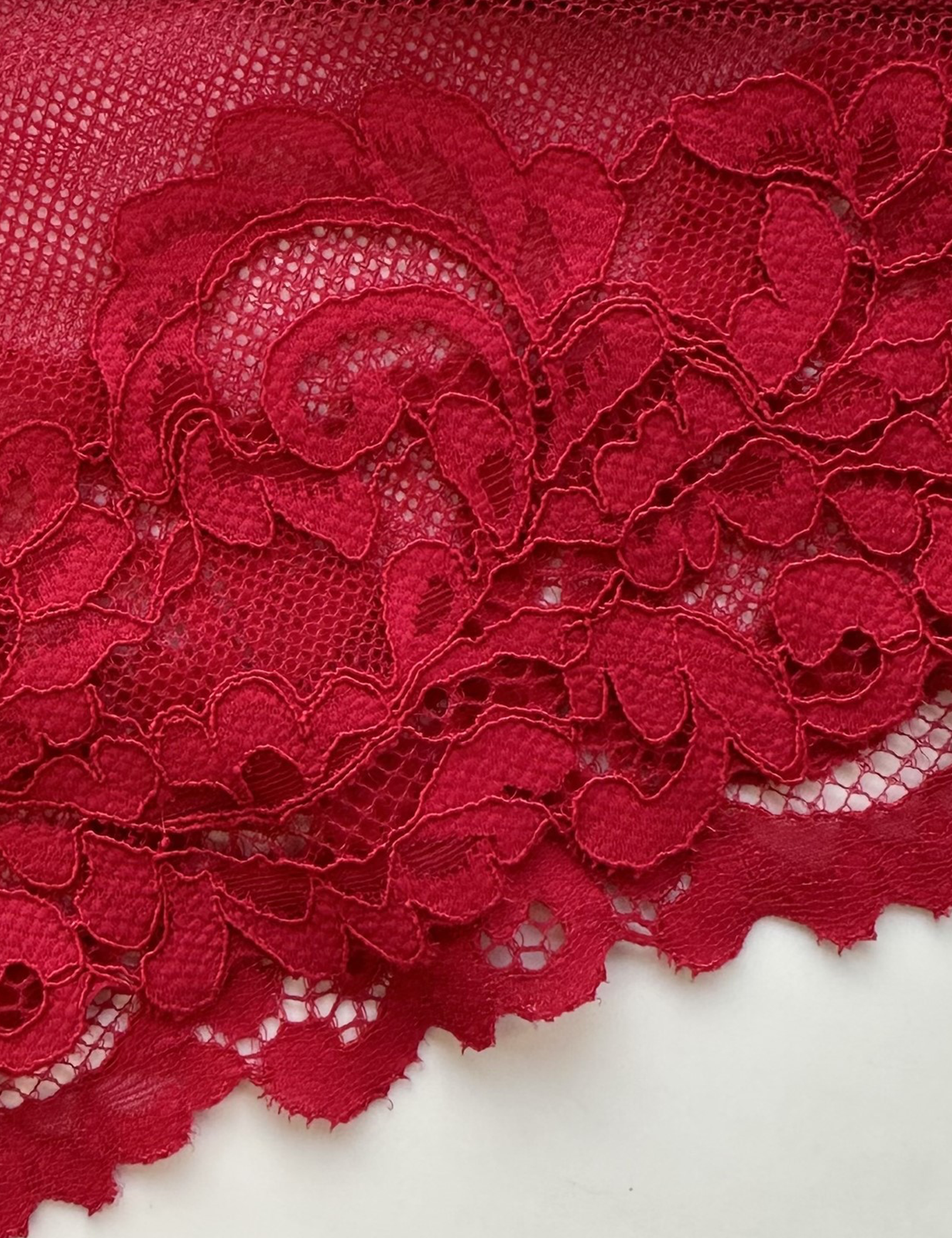 Lauma, Red Lace, 58K51