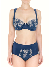 Lauma, Blue Underwired Bra, On Model Front, 14K22