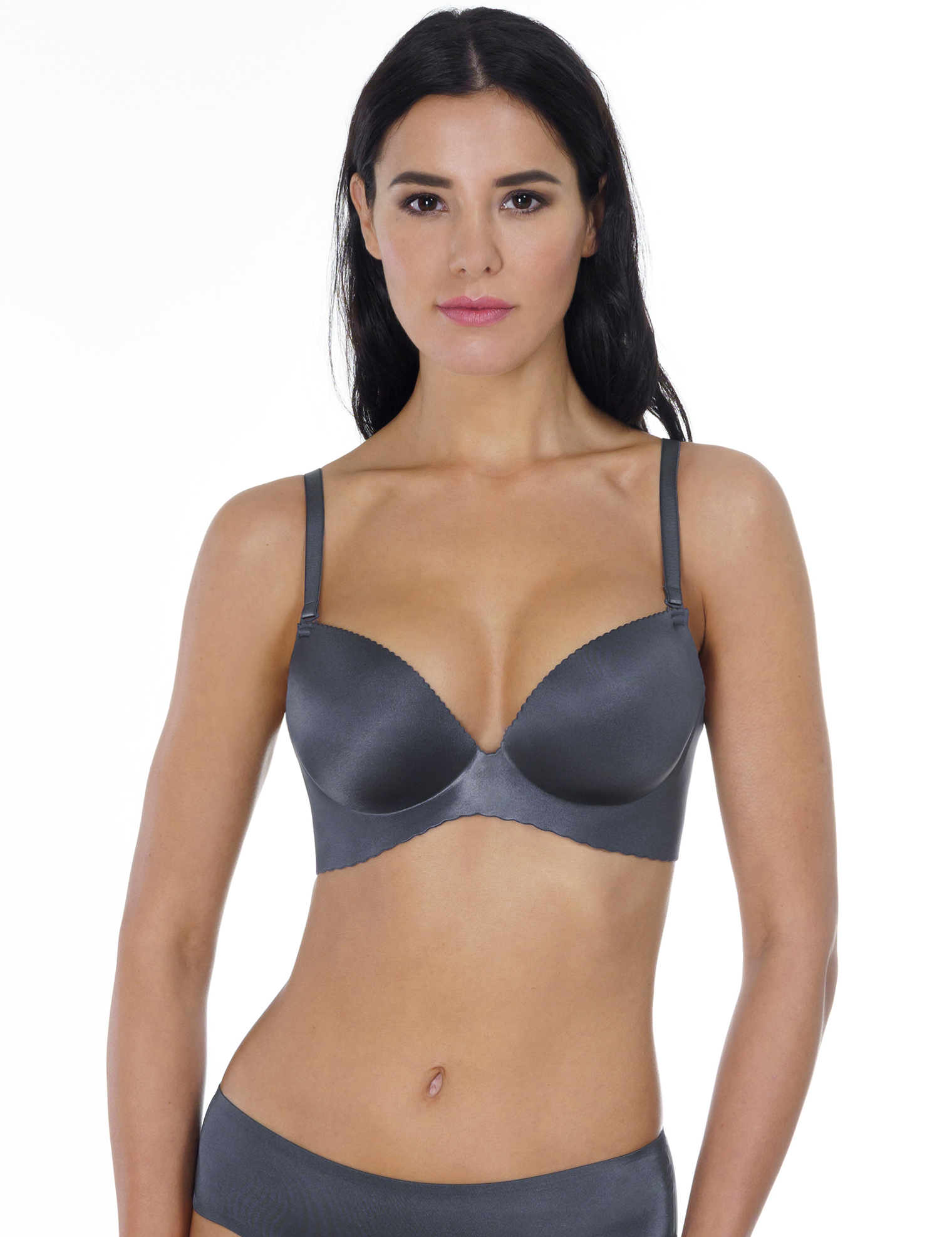Lauma, Grey Seamless Wireless Moulded Push Up Bra, On Model Front, 77D35