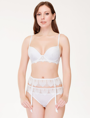 Lauma, White Lace Suspender Belt, On Model Front, 90J05