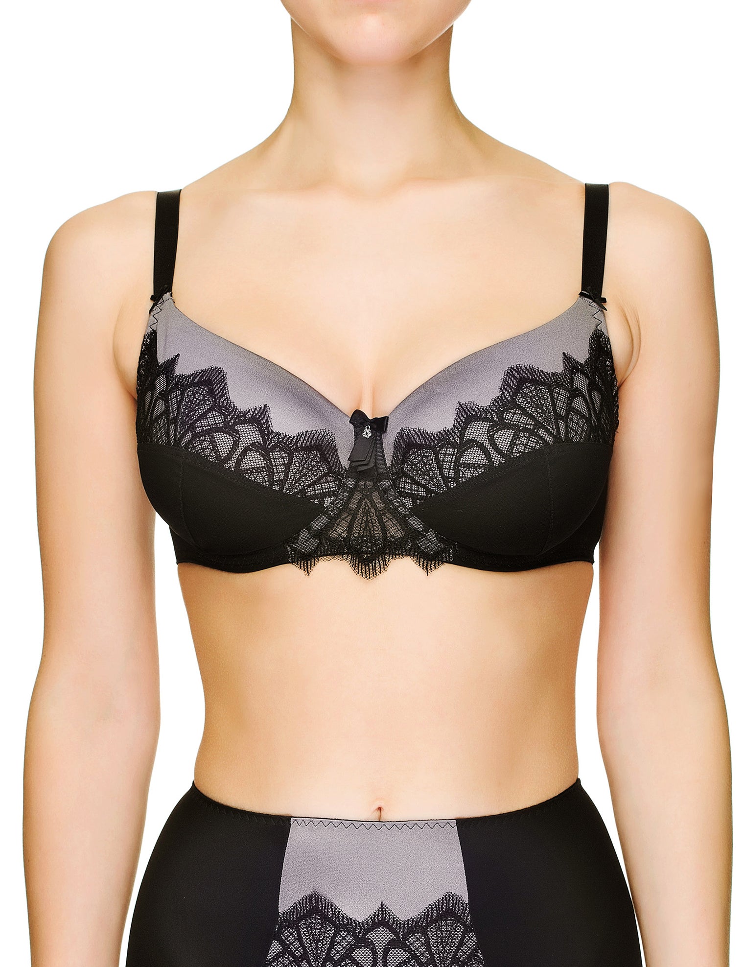Lauma, Black Underwired Bra, On Model Front, 97H20